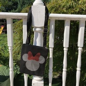 MINNIE MOUSE SHOULDER BAG